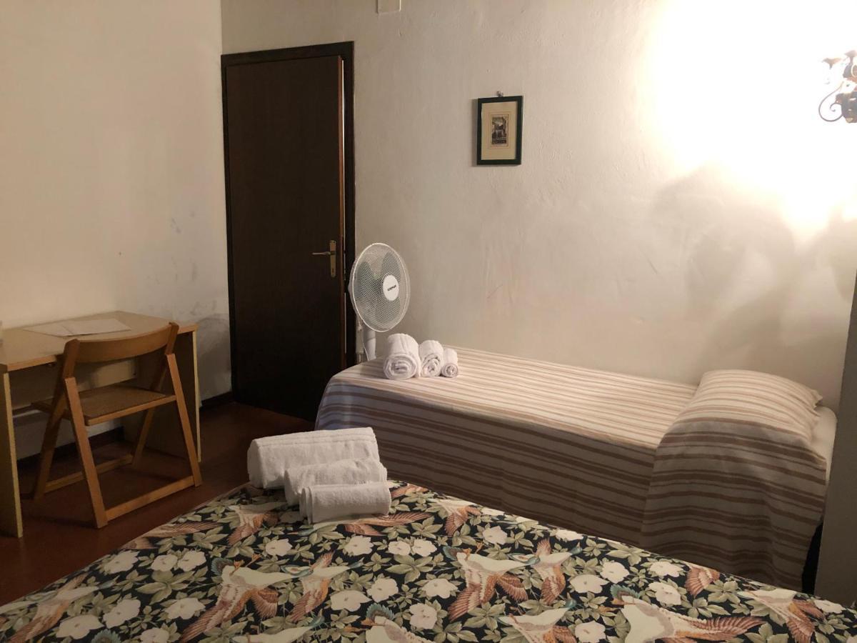 סאסטה Agriturismo Santa Lorica מראה חיצוני תמונה