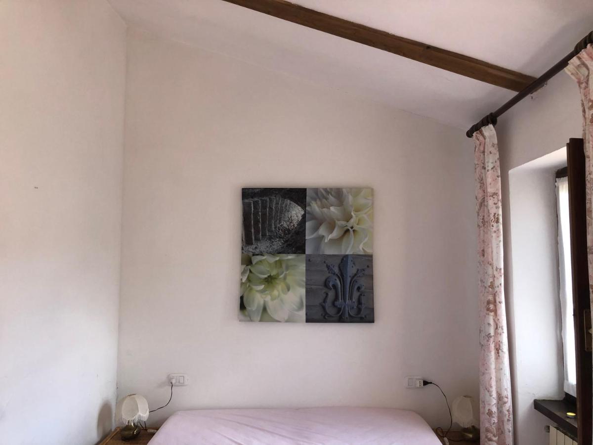 סאסטה Agriturismo Santa Lorica מראה חיצוני תמונה